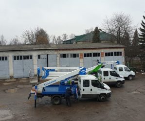 КП “Івано-Франківськміськсвітло” поповнилось новими автовишками.