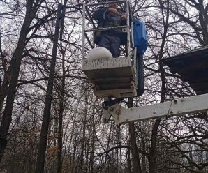 Планову заміна ламп та обслуговування МЗО по вул. Чорновола, вул. Набережна ім. Стефаника, вул. Сухомлинського, вул. Мазепи, вул. Вовчинецька та в парку ім. Т.Г.Шевченка