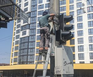 Планові та аварійні роботи з обслуговування освітлення на вулицях Декабристів, Микитинецька, Хоткевича, Петлюри